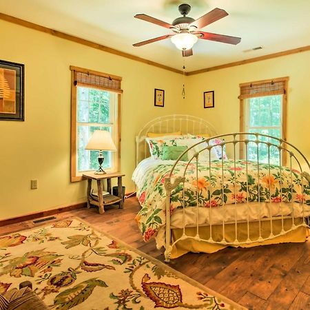 Clearwater Cabin On 10 Acres With Trout Stream! Monterey Екстер'єр фото