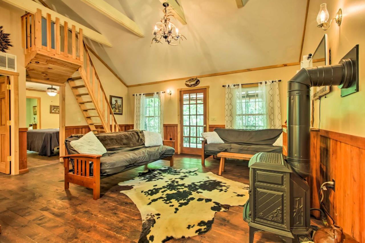 Clearwater Cabin On 10 Acres With Trout Stream! Monterey Екстер'єр фото