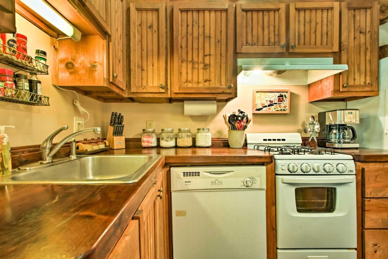 Clearwater Cabin On 10 Acres With Trout Stream! Monterey Екстер'єр фото