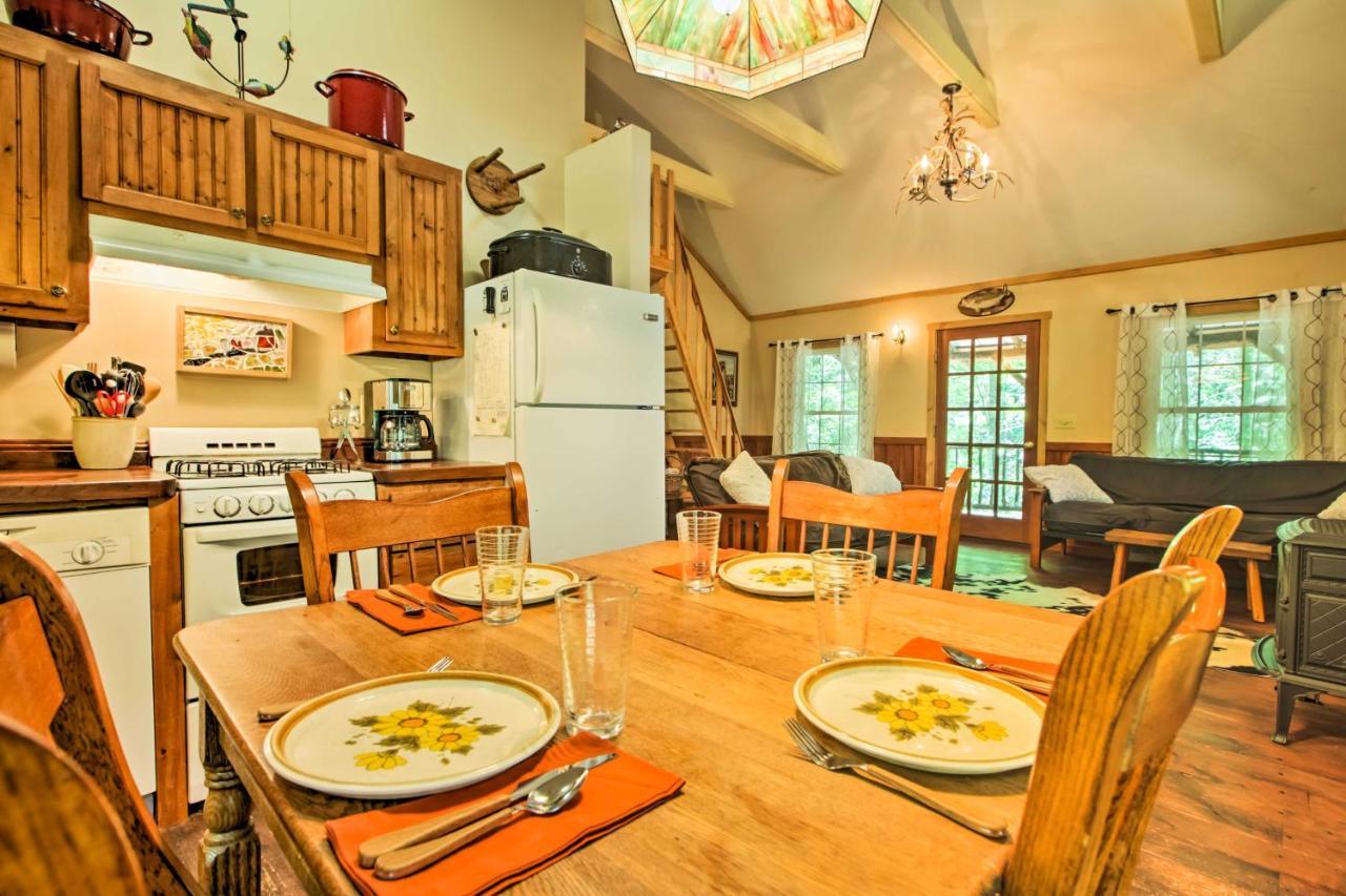 Clearwater Cabin On 10 Acres With Trout Stream! Monterey Екстер'єр фото