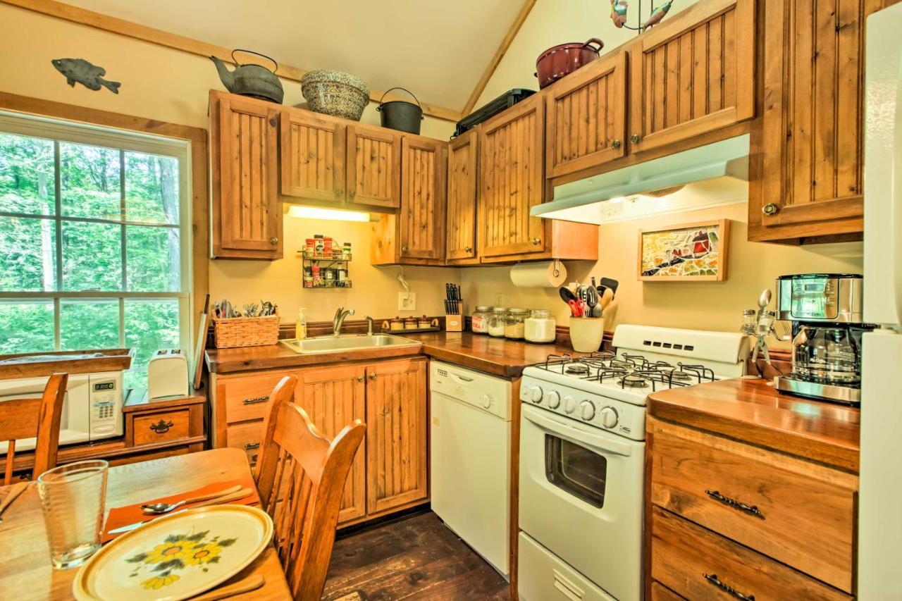 Clearwater Cabin On 10 Acres With Trout Stream! Monterey Екстер'єр фото