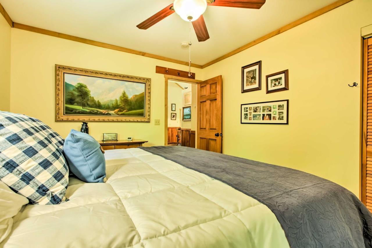 Clearwater Cabin On 10 Acres With Trout Stream! Monterey Екстер'єр фото