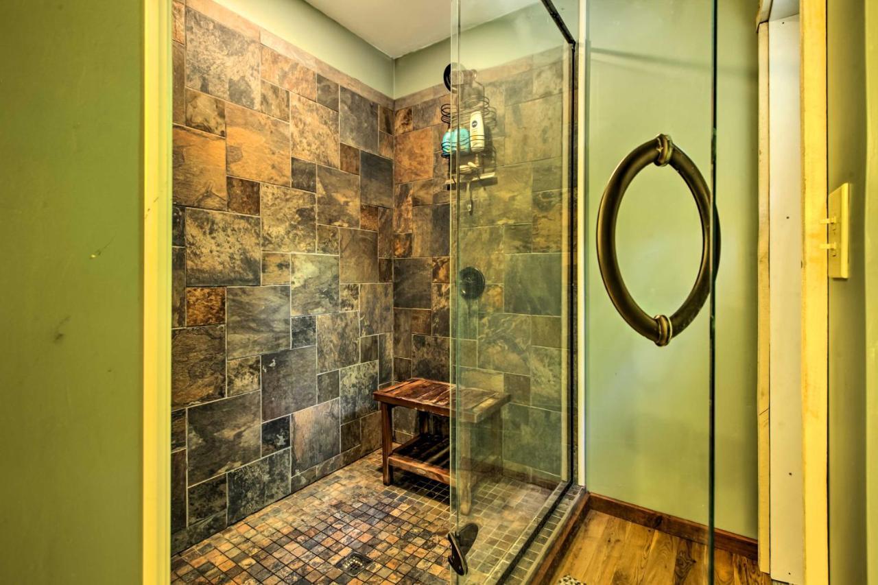 Clearwater Cabin On 10 Acres With Trout Stream! Monterey Екстер'єр фото