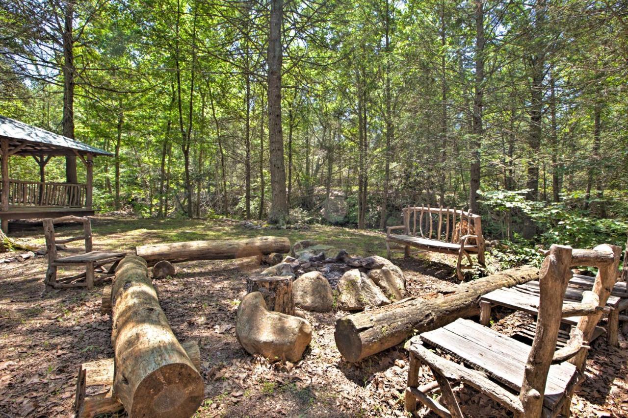 Clearwater Cabin On 10 Acres With Trout Stream! Monterey Екстер'єр фото